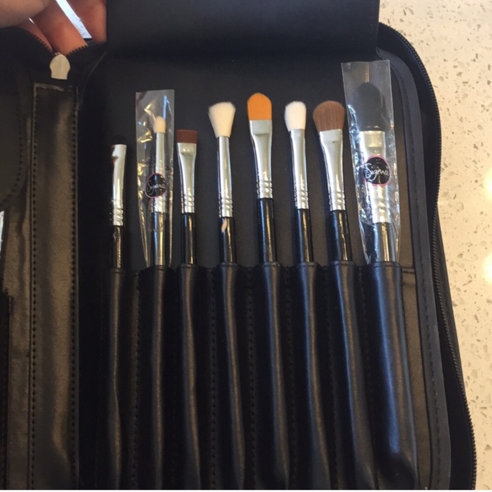 Sigma complete brush set
